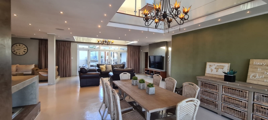 5 Bedroom Property for Sale in Gonubie Eastern Cape